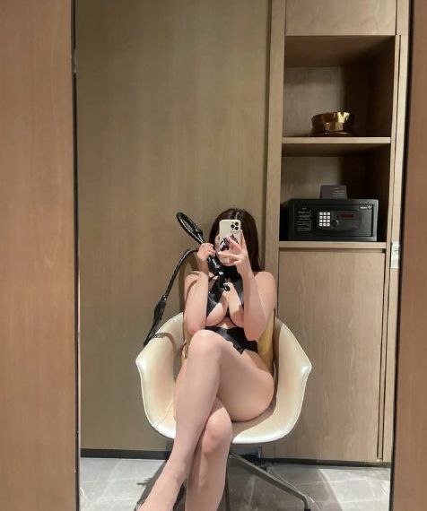 去健身被两个健身教练_1080PHD高清在线观看